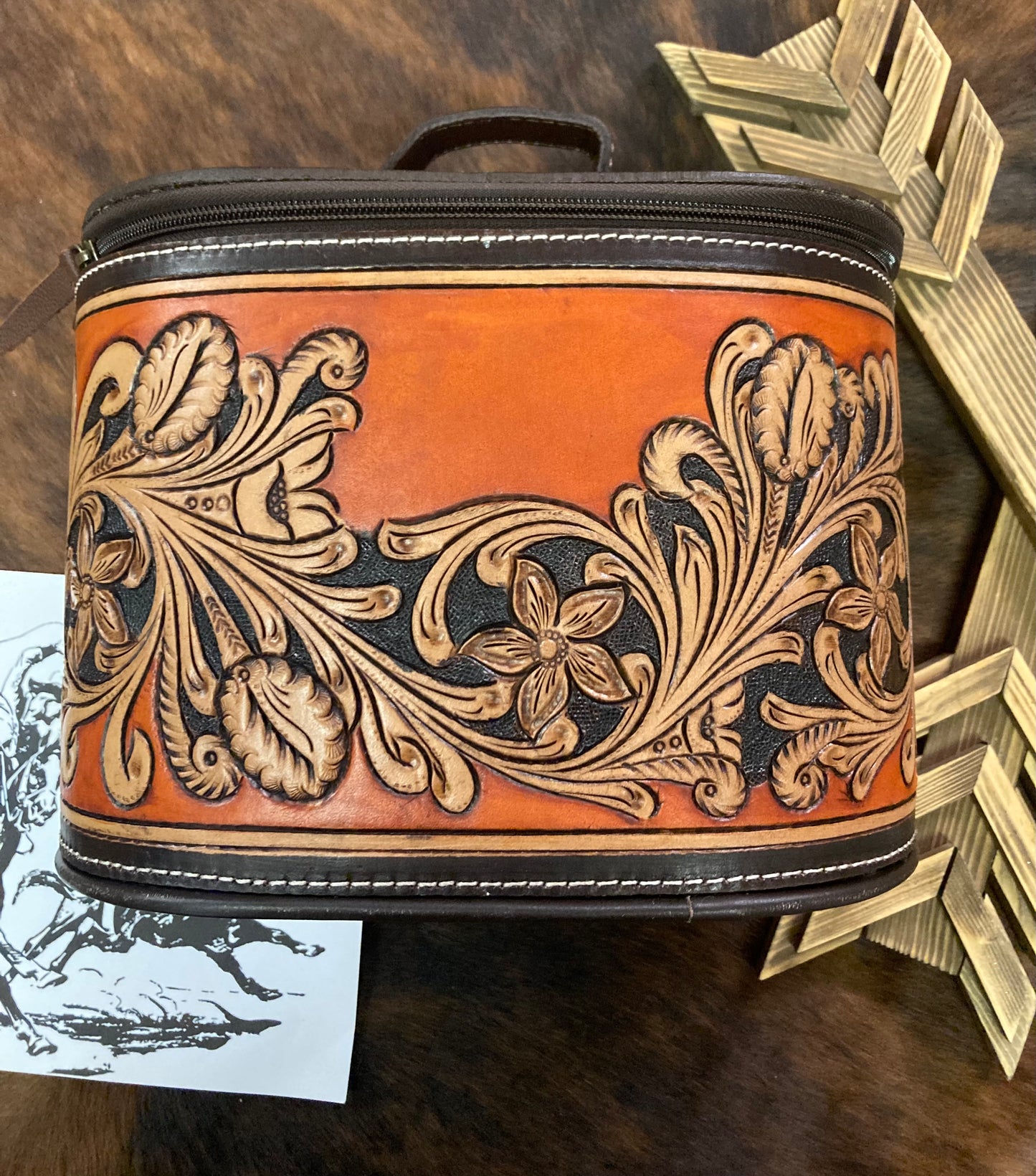 Vaca Canyon Tooled Leather Jewelry Case