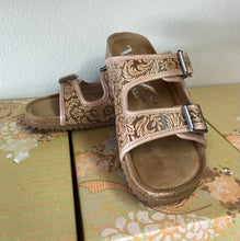 Load image into Gallery viewer, “Lonesome Dove&quot; Tooled Leather Sandals